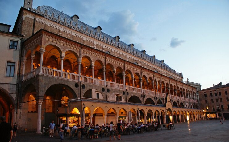 Il Palazzo della Ragione e i suoi sotterranei